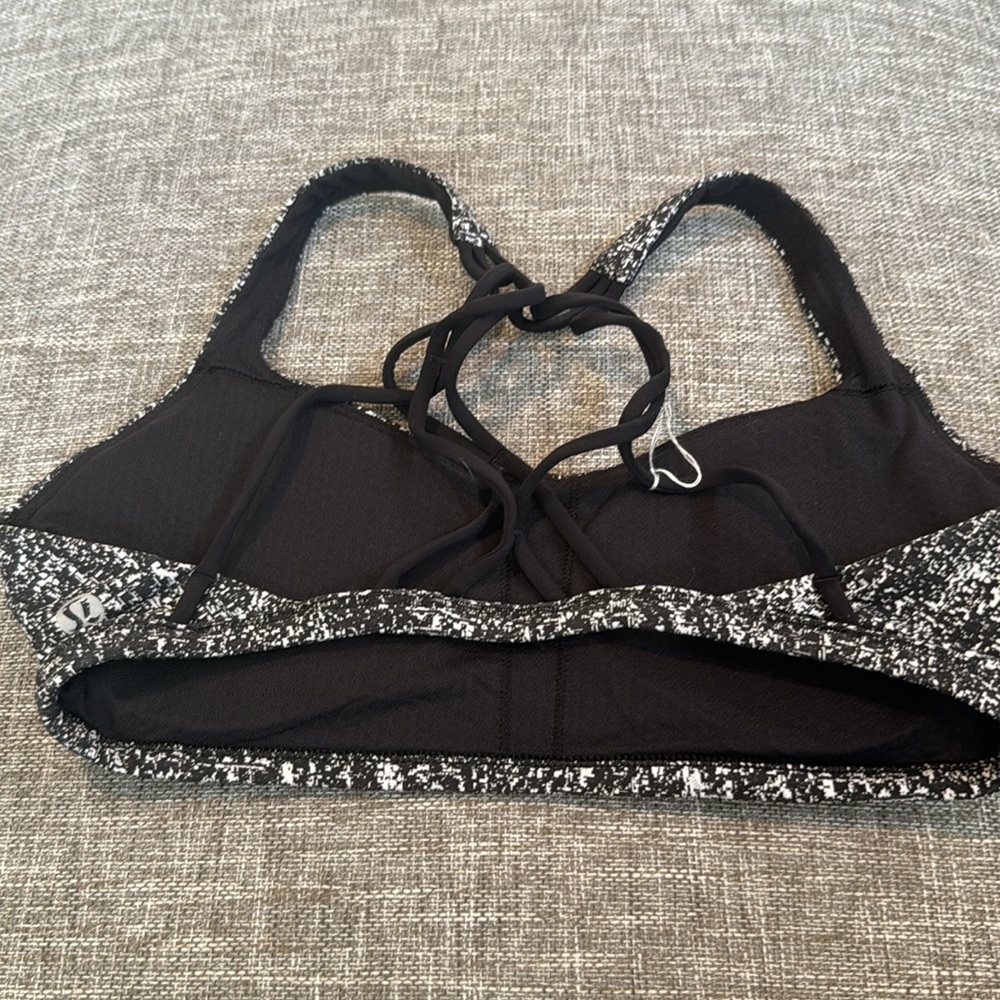 Lululemon Free To Be Bra Daisy Dust Alpine White Black Sz 6 - Picture 5 of 7
